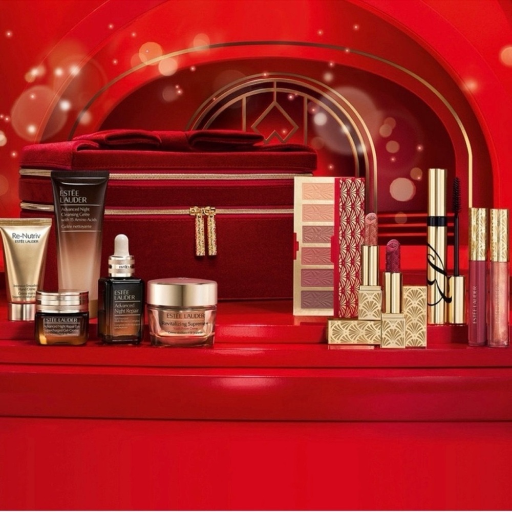 Estée Lauder Red Cosmetic Bag with NIB Skincare and Cosmetic Makeup Products